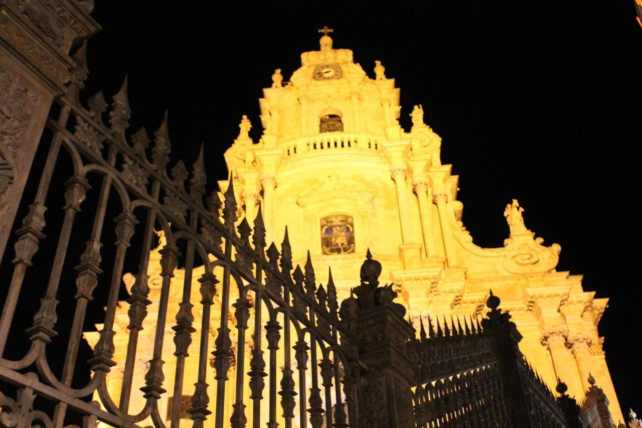 Willa La Casa Del Nespolo Ragusa Zewnętrze zdjęcie
